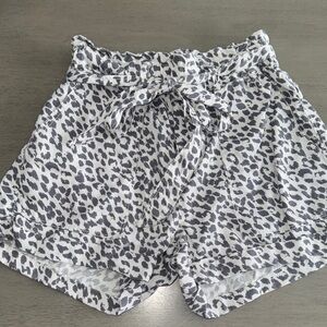 Aerie Gray Leopard Print High Waist Shorts